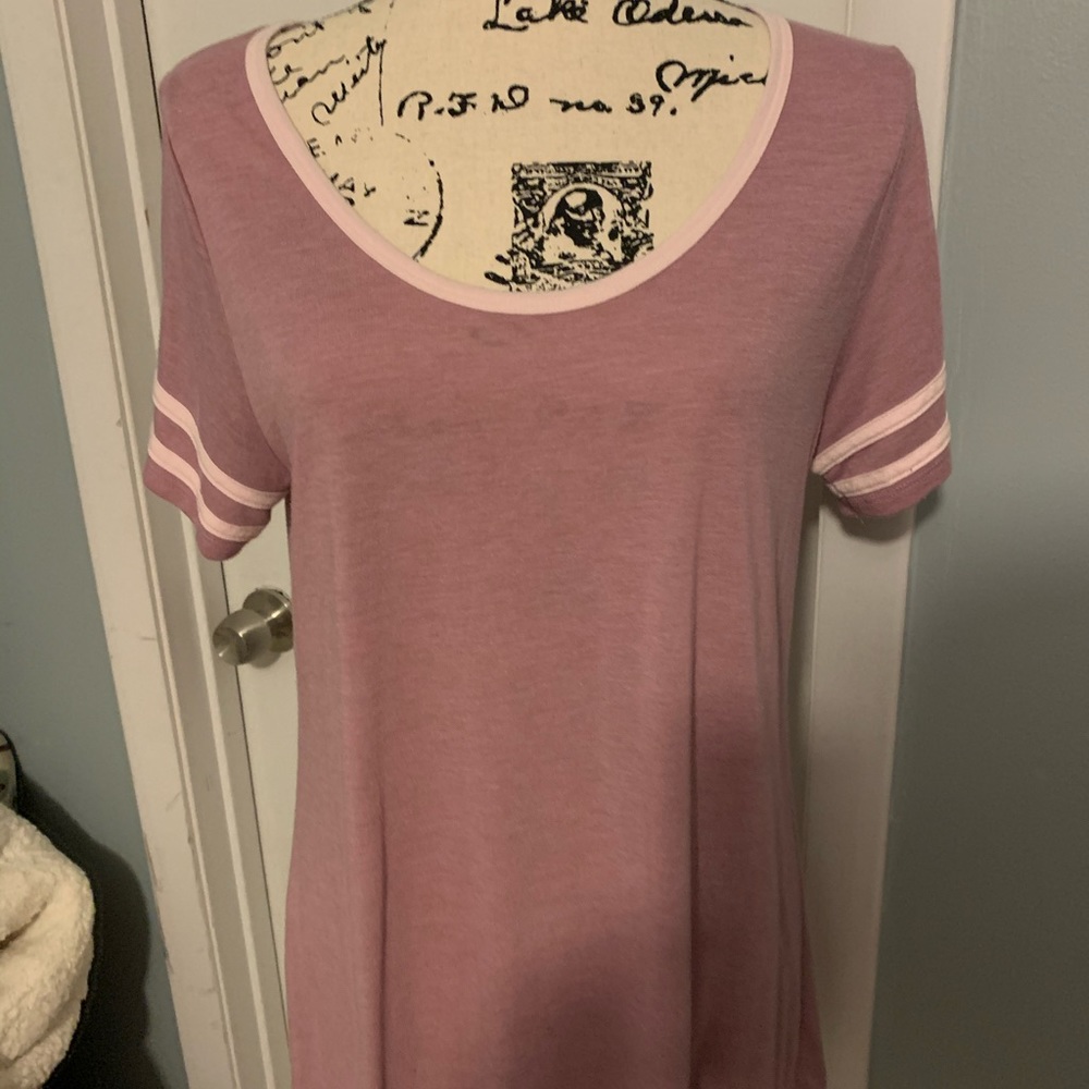 LuLaRoe Classic Tee Medium Solid Purple/Pink